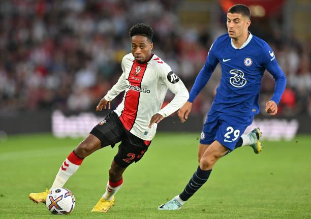 负的关键所 负的关键所