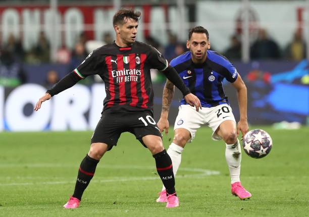 瓦茨克是一 瓦茨克是一